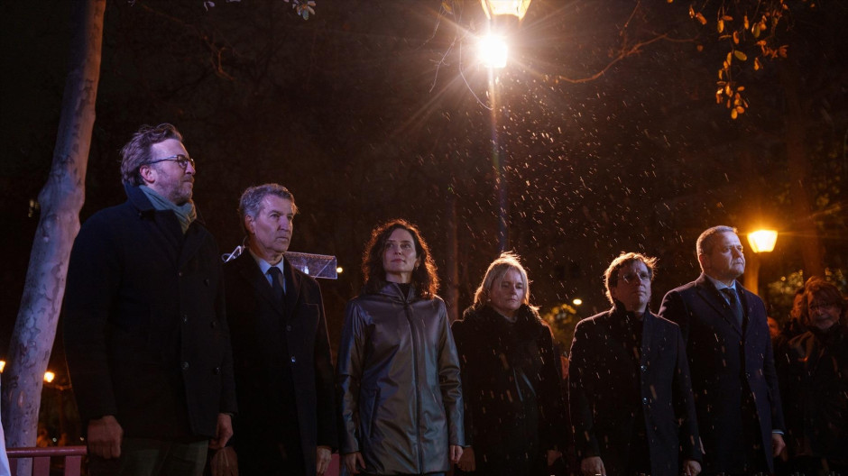 EuropaPress_7237313_presidente_pp_alberto_nunez_feijoo_2i_presidenta_comunidad_madrid_isabel