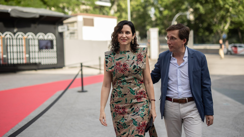 Ayuso y Almeida en una imagen de archivo