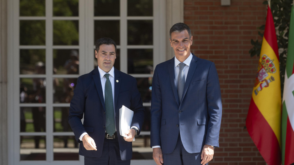 Sánchez recibe a Imanol Pradales en La Moncloa