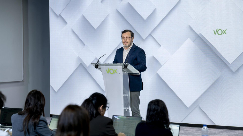 EuropaPress_7276737_portavoz_vox_jose_antonio_fuster_rueda_prensa_posterior_reunion_comite