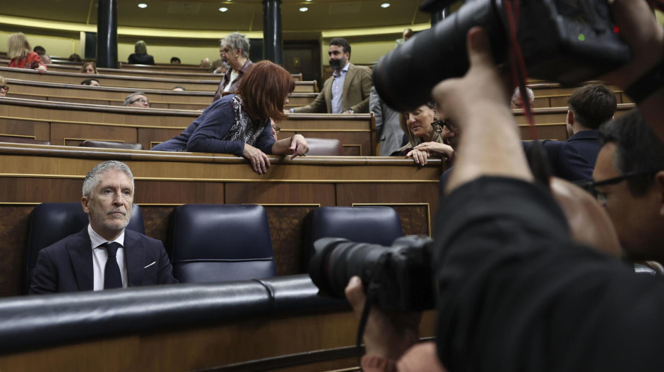 El ministro del Interior, Fernando Grande Marlaska, a su llegada a la sesión de Control celebrada este miércoles