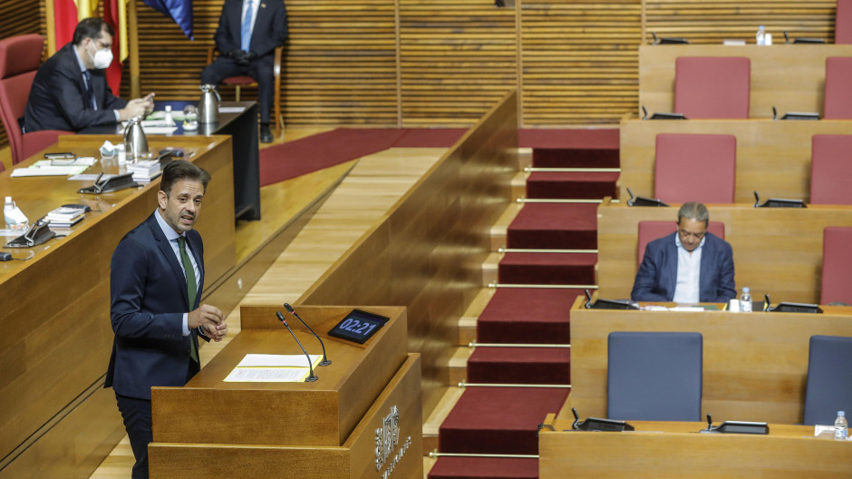 EuropaPress_3192834_diputado_ppcv_jose_juan_zaplana_intervencion_sesion_ordinaria_corts