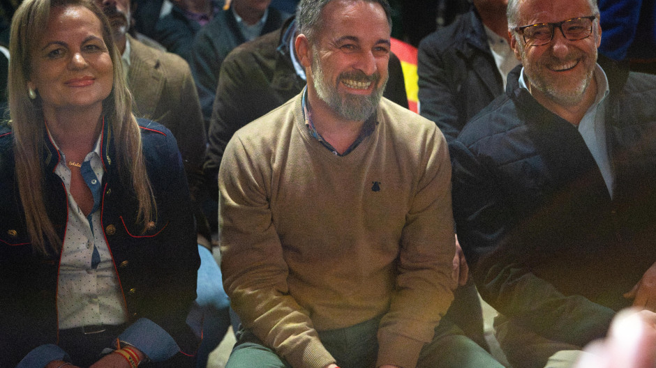 El presidente de Vox, Santiago Abascal, y el candidato a la presidencia de Castilla y León por esta formación, Carlos Pollán