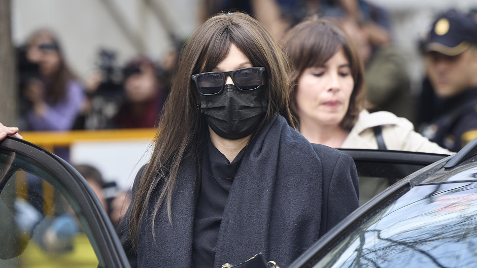 EuropaPress_7420915_expareja_abalos_jessica_rodriguez_salida_tribunal_supremo_abril_2026_madrid