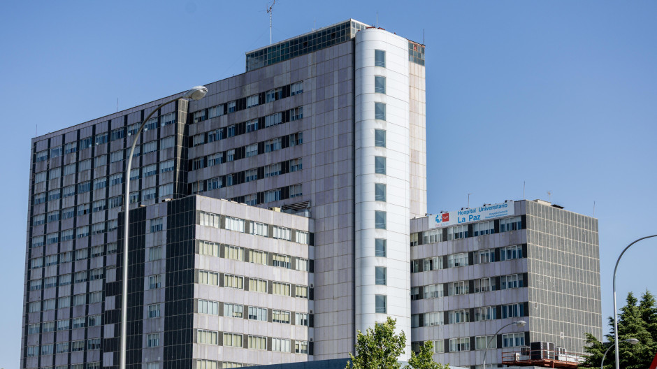 Fachada del Hospital La Paz