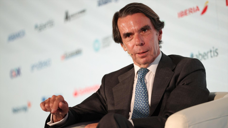 jos-mar-a-aznar-se-re-ne-con-juan-jes-s-vivas-en-ceuta-en-directo