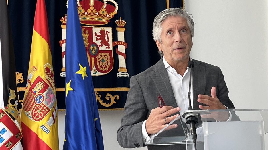 El ministro del Interior, este lunes en Ceuta, por cuarta vez desde el 30 de julio