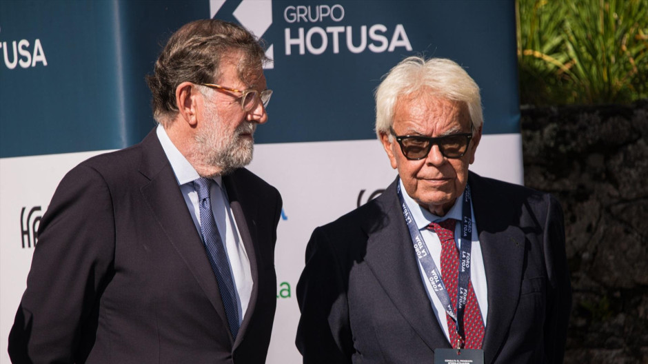 DIRECTO | Rajoy y Felipe González dialogan en La Toja el día que tiembla la legislatura de Sánchez