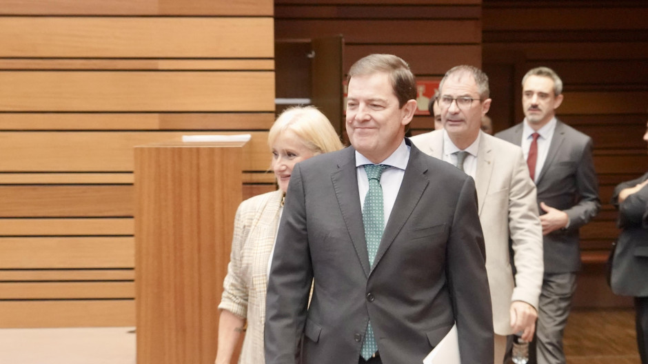 El presidente de la Junta Alfonso Fernández Mañueco en la primera jornada del Pleno de las Cortes