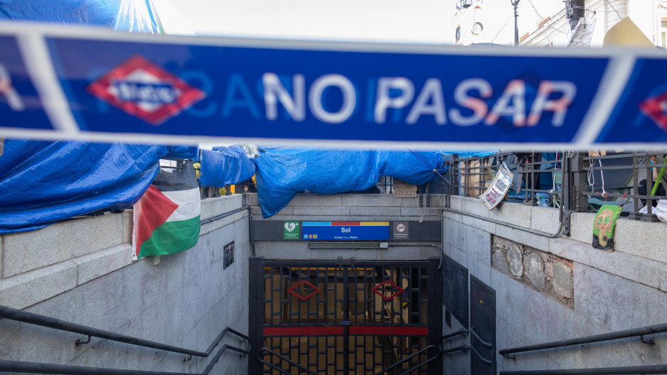 Estación de metro de Sol cerrada