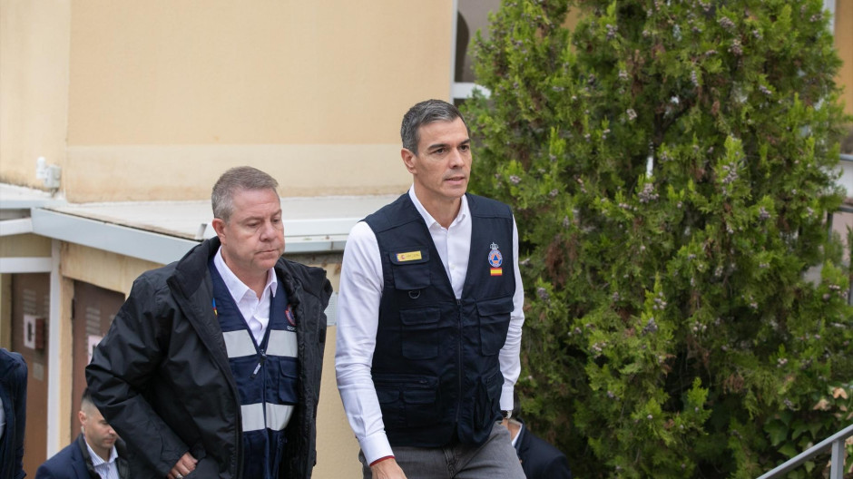 Pedro Sánchez y Emiliano García-Page, este jueves tras la reunión del Cecopi