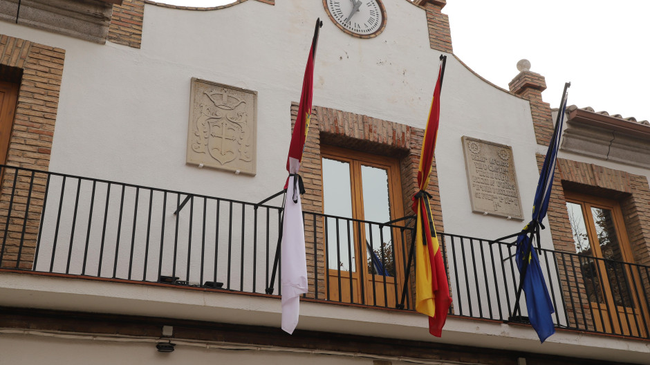 ´Banderas ayuntamiento Urda