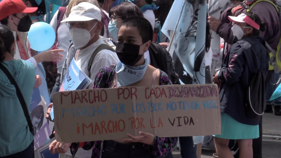 Miles de personas marchan en México en contra del aborto