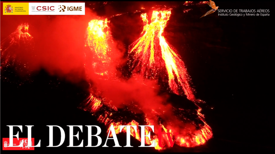 Caída de lava del volcán de Cumbre Vieja sobre la playa de Los Guirres