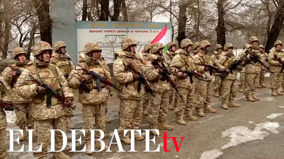 Militares patrullan por las calles de Kazajistán, con el apoyo de tropas rusas y armenias