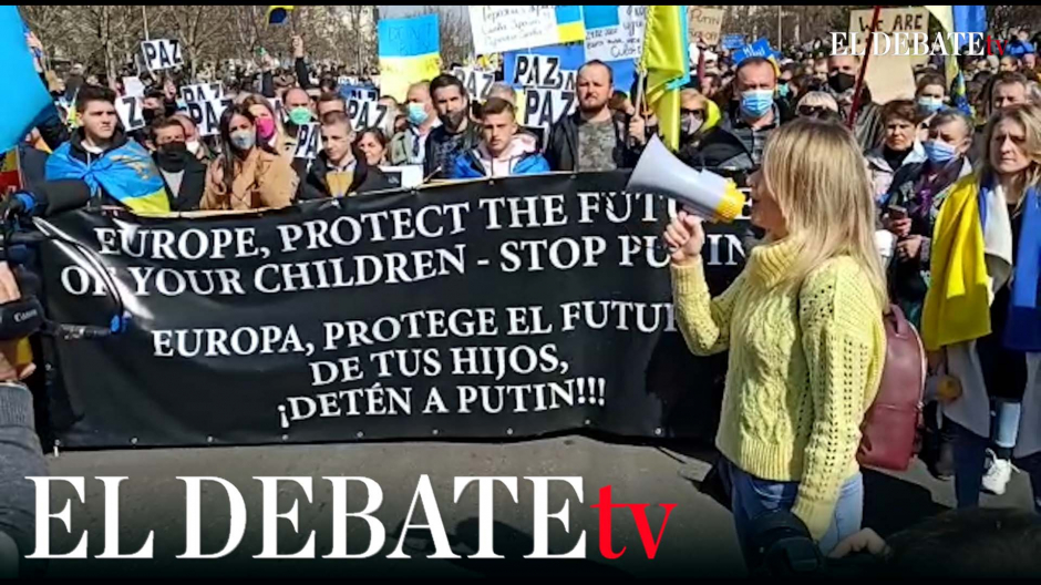 Los ucranianos de Madrid piden superar el miedo "a la dictadura de Putin"