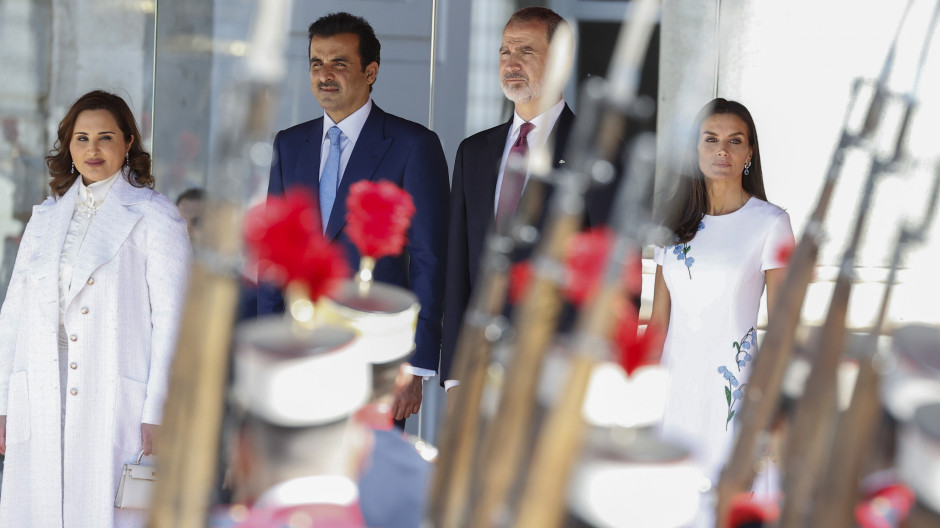 Así ha sido la recepción con honores de los Reyes al emir de Qatar