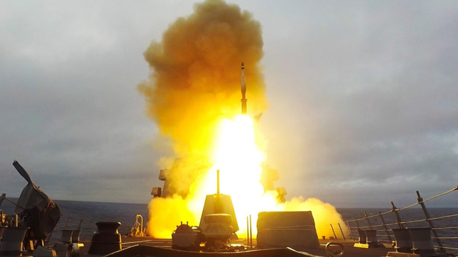 El destructor de misiles guiados USS Paul Ignatius (DDG 117) de la clase Arleigh Burke disparó con éxito un interceptor Standard Missile-3 (SM-3) para atacar un objetivo de misiles balísticos en2021 con la OTAN