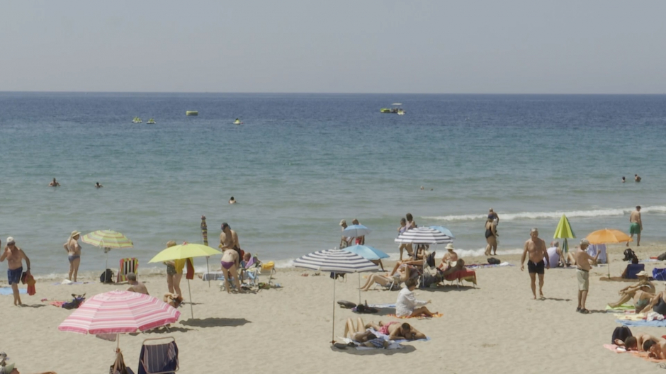 España espera un verano turístico «como los de antes»