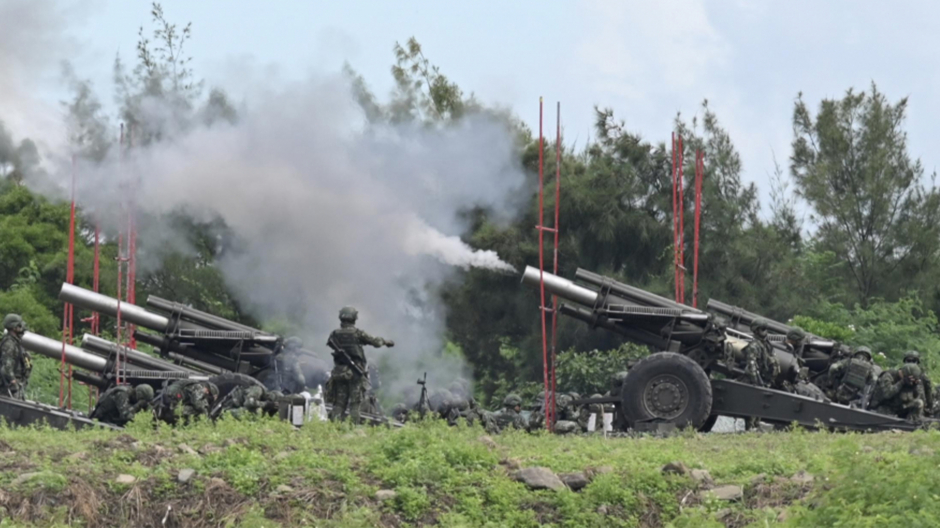 La artillería de Taiwán durante el simulacro de defensa
