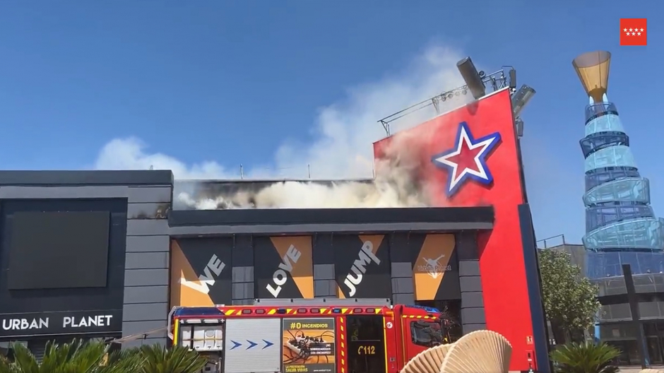 Incendio en el centro comercial 'Heron City'