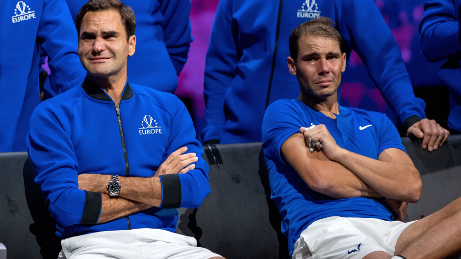 Roger Federer y Rafa Nadal lloran en la despedida del suizo