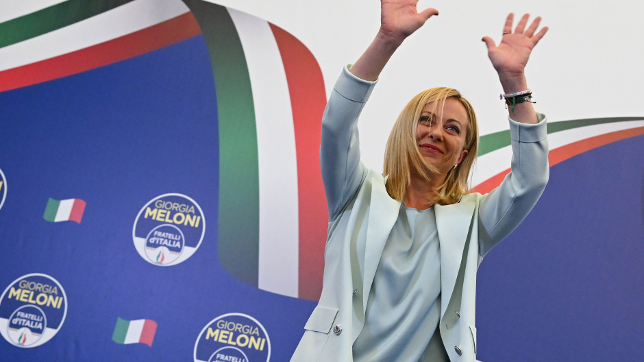 La derecha liderada por el fenómeno Giorgia Meloni barre a la coalición de izquierda