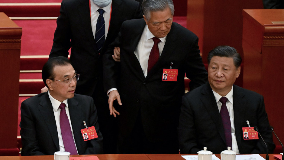 Sacan a la fuerza a Hu Jintao, en el XX Congreso del Partido Comunista chino