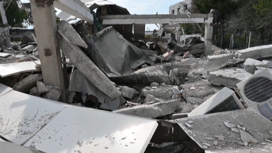 Zaporiyia sufre otro ataque con misiles y hay posibles atrapados en escombros