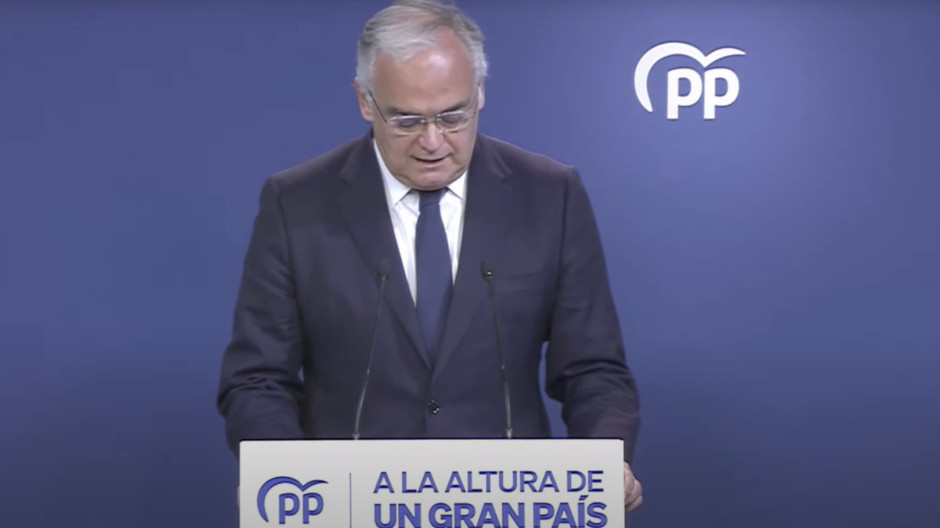 Esteban González Pons ofrece una rueda de prensa