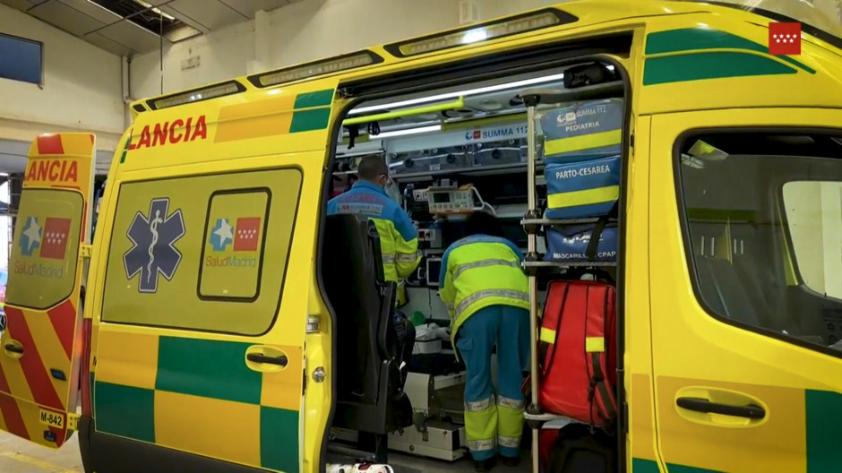 Herido grave un operario al caer desde seis metros en una nave de Alcorcón