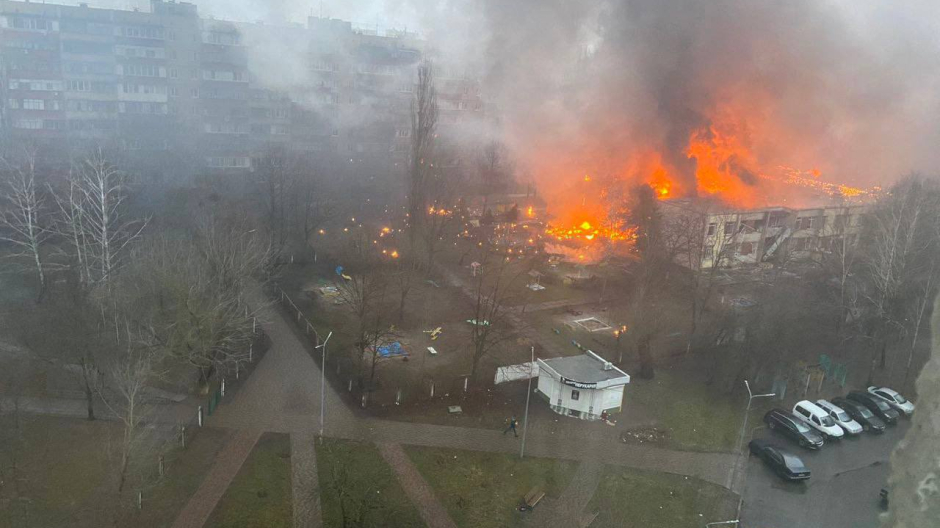Accidente de helicóptero sobre un jardín de niños en Kiev
