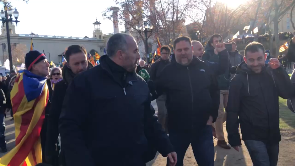 Independentistas expulsan a Junqueras de una protesta al grito de «¡traidor!»