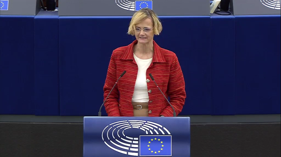 La eurodiputada húngara Eniko Gyori exige a la UE medidas contra el Gobierno de Sánchez por sus ataques a las libertades