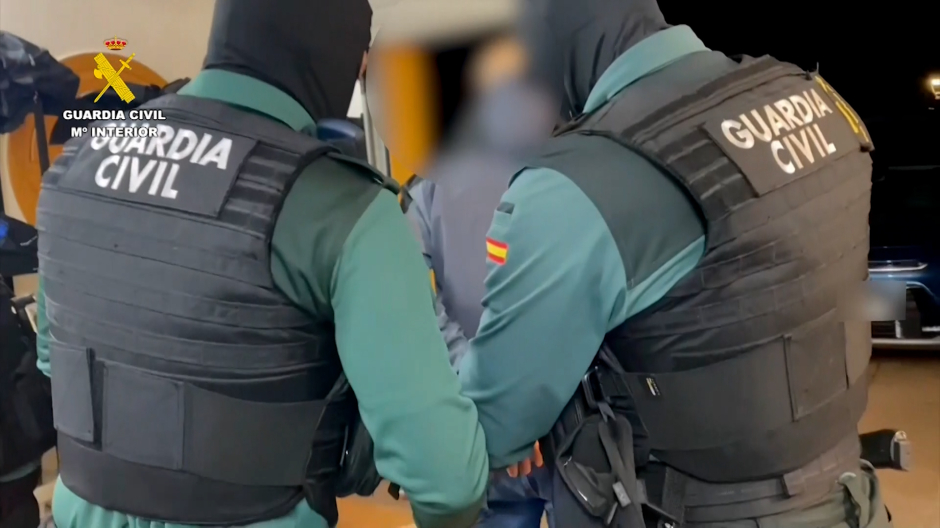 La Guardia Civil rescata a 13 mujeres en  una operación contra trata en Vizcaya