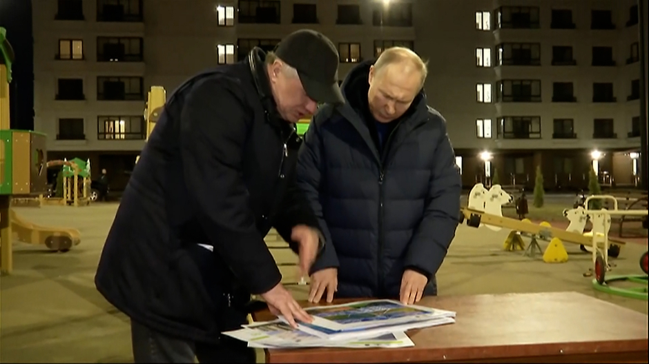 Putin visita Mariúpol