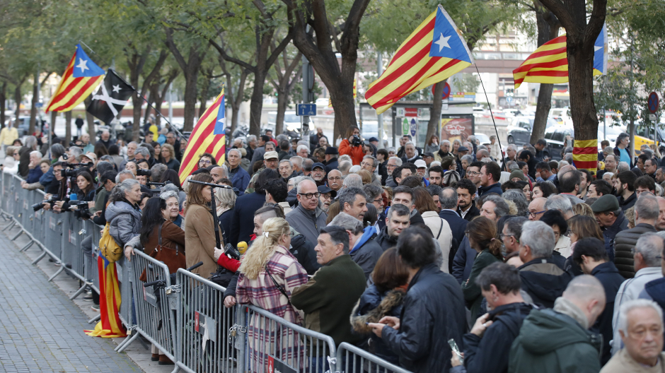 Imagen de los independentistas cortando la Gran Vía, Barcelona