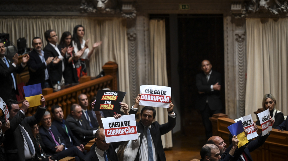 Diputados del partido portugués Chega abuchean a Lula durante su discurso en el Parlamento portugués