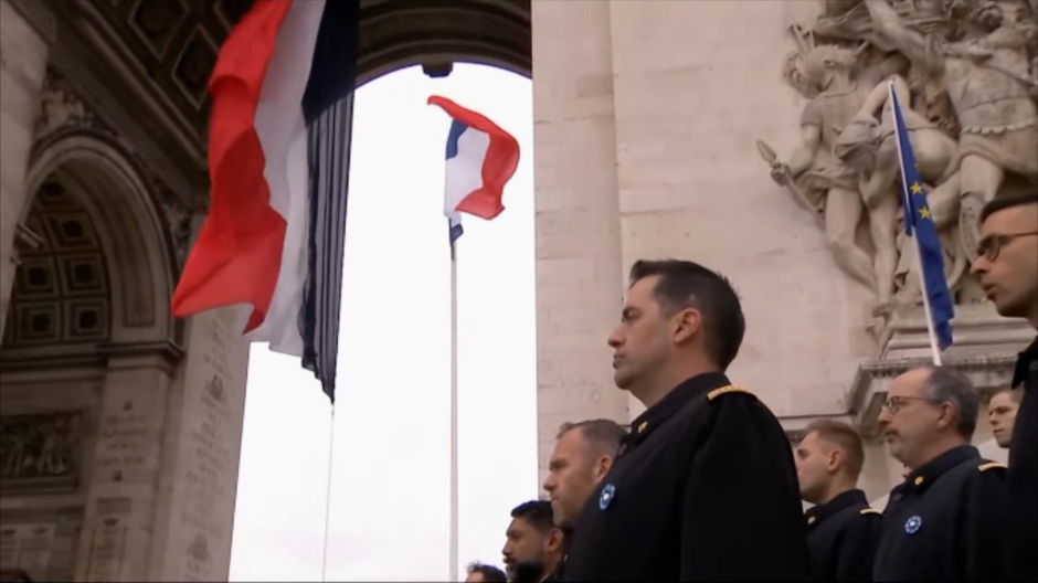 Francia celebra una ceremonia en París por el Día de la Victoria en Europa