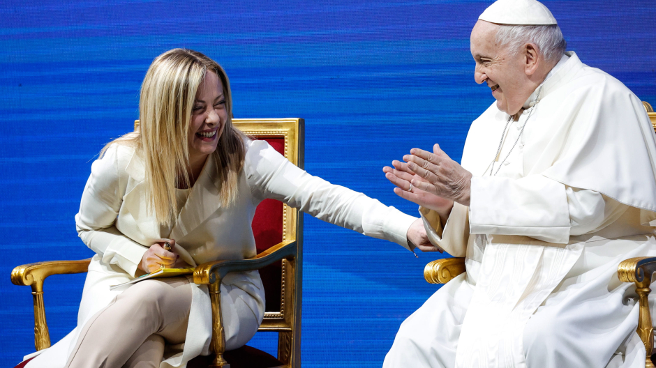 El Papa Francisco y Giorgia Meloni en el acto 'Los Estados Generales de la Natalidad'