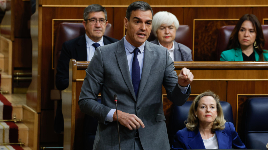 Sánchez durante la sesión de control en el Congreso
