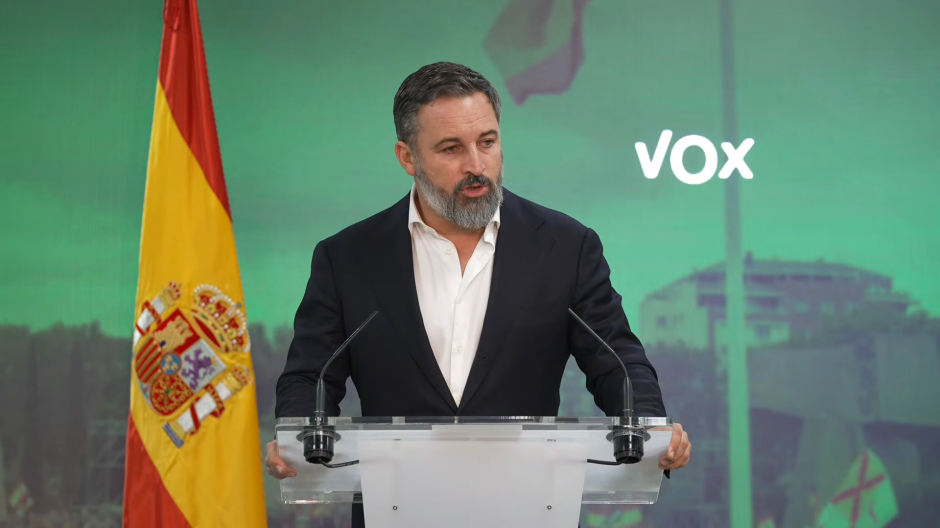 Santiago Abascal en rueda de prensa en la sede de Vox