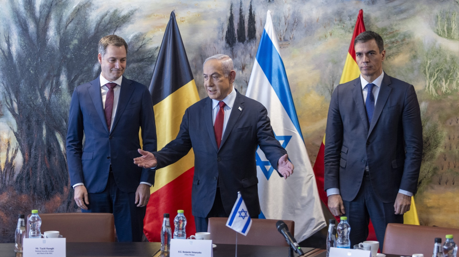 Primer ministro belga, Alexander De Croo, Primer ministro de Israel, Benjamin Netanyahu y el presidente del Gobierno, Pedro Sánchez