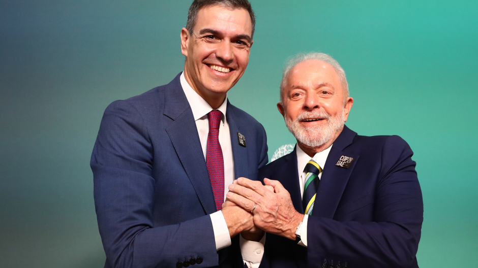 Pedro Sánchez con Lula Da Silva en la COP28