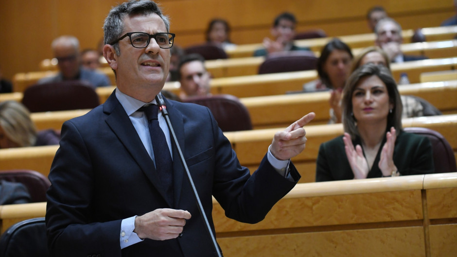 El ministro de la Presidencia, Relaciones con las Cortes y Justicia, Félix Bolaños, durante el pleno en el Senado del 19 de diciembre de 2023