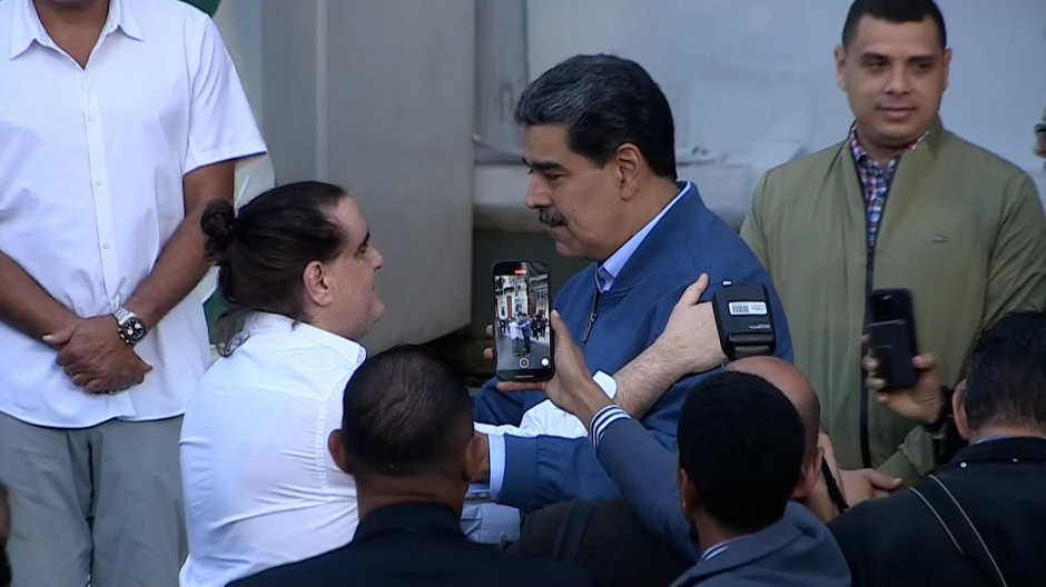 Nicolás Maduro ante Alex Saab, tras su liberación en EE.UU.