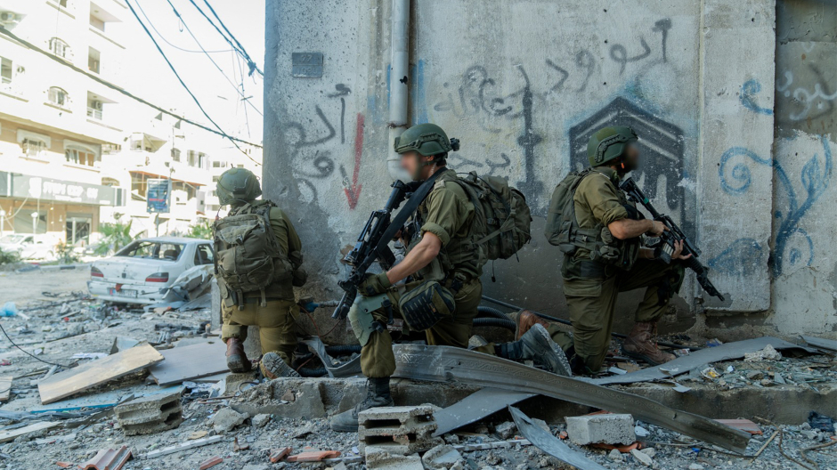 Soldados israelíes operando en la Franja de Gaza