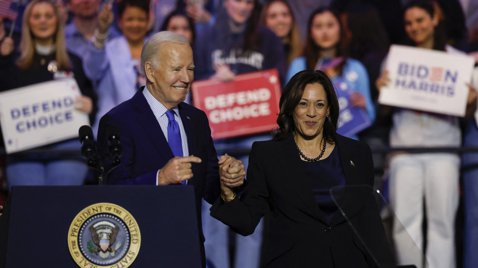 Joe Biden y Kamala Harris en un acto en Virginia