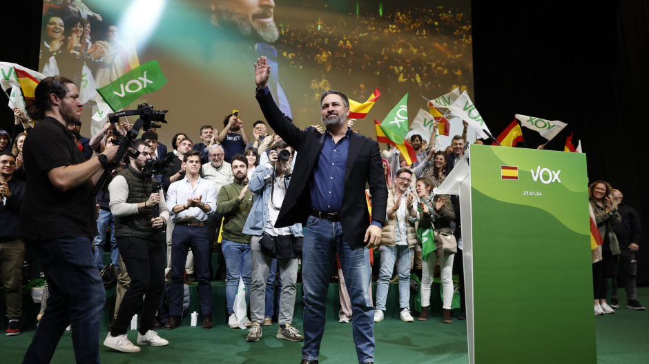Santiago Abascal ha anunciado que su partido se presentará tanto a las elecciones gallegas como las europeas frente a los «intentos de división»