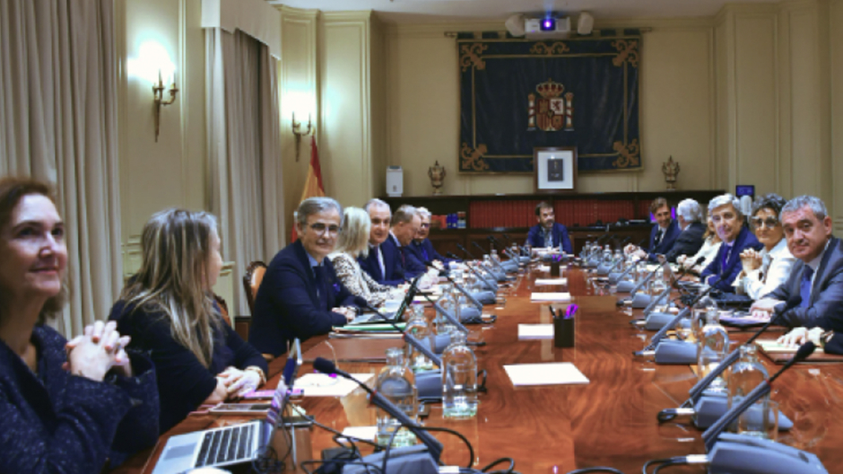 El Pleno del Consejo General del Poder Judicial bajo la presidencia interina de Vicente Guilarte